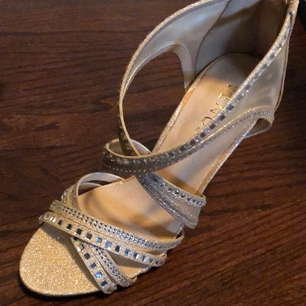 Venus heels